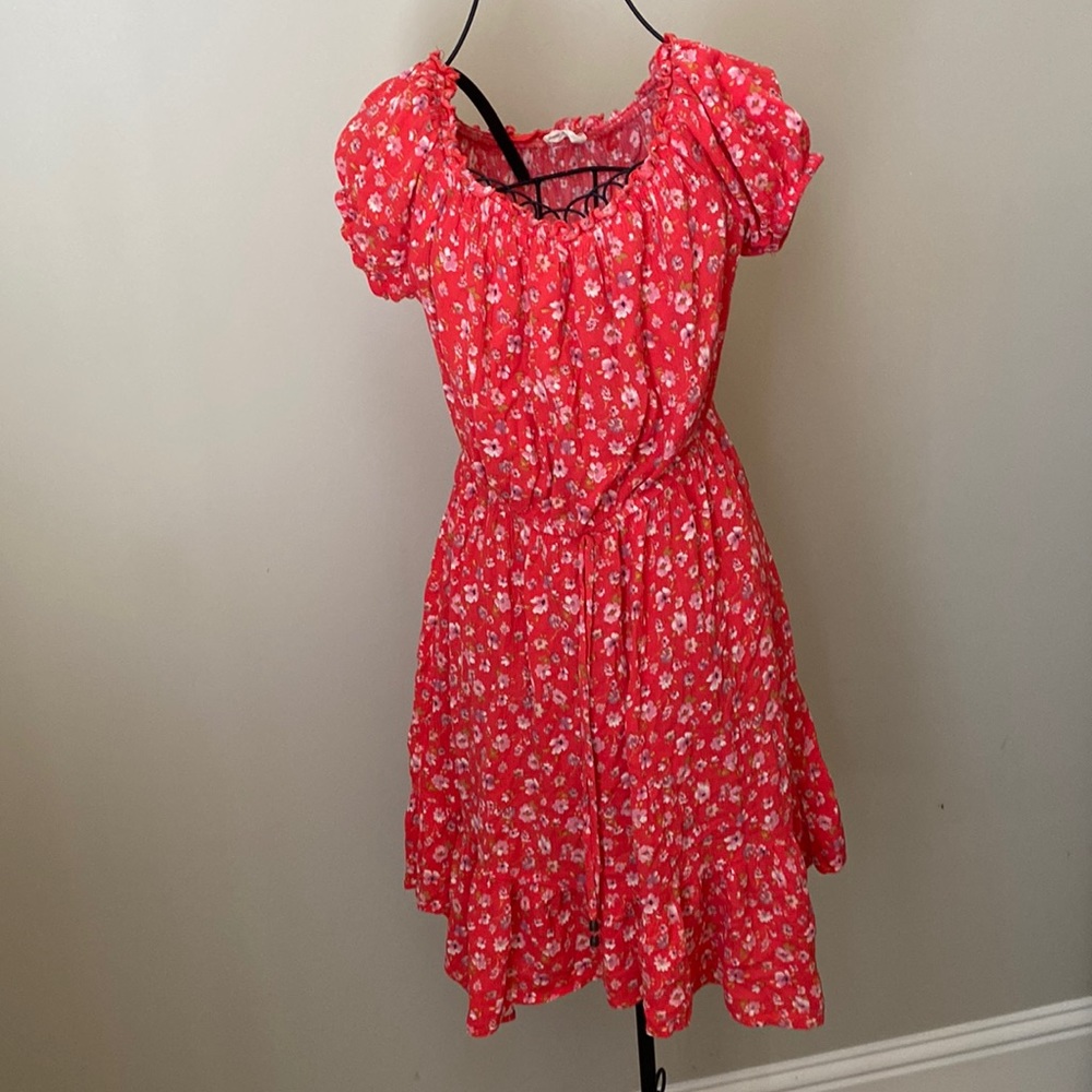 woman’s dresses